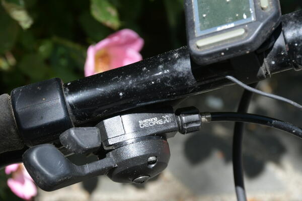 left/front shifter