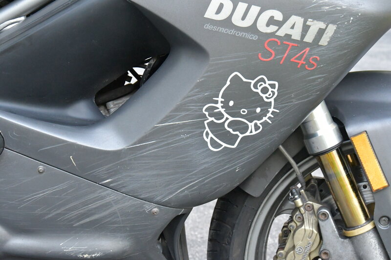 right fairing scratches